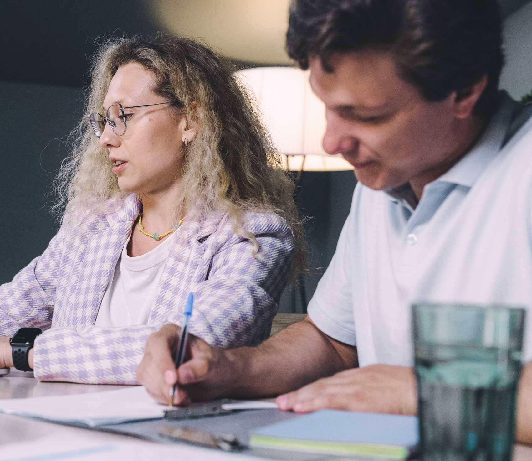 Colaboradores em trabalho conjunto